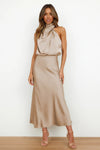 Ana Maria | Vestido con escote americano